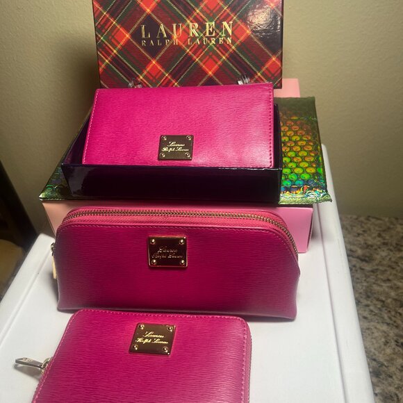 Like New:  Lauren Ralph Lauren Pink (2) Wallets and  (1) Make-up Bag Bundle - Picture 3 of 10